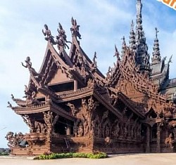ปราสาทสัจธรรมที่สวยงาม