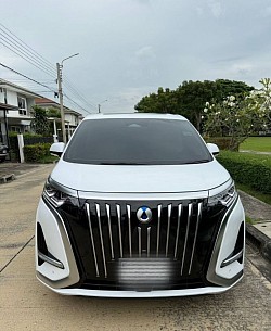 ❤️❤️จะเป็นรถตู้ไฟฟ้า เรามีบริการทั้งคนขับ หรือ ขับเอง ก็ได้นะครับ🎊